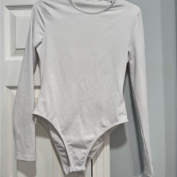 SHEIN Tops - SHEIN White Long Sleeve Bodysuit Petite Small